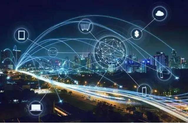 智能會議平板比投影儀更清晰，還能進行交互 