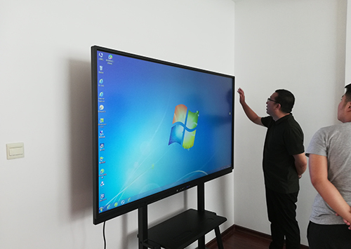 智能會議平板交互式會議系統(tǒng)與傳統(tǒng)會議室相比有哪些優(yōu)勢