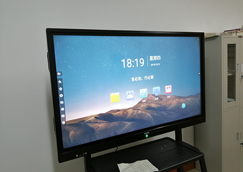 智能會議平板生產(chǎn)廠家哪家質(zhì)量比較好用